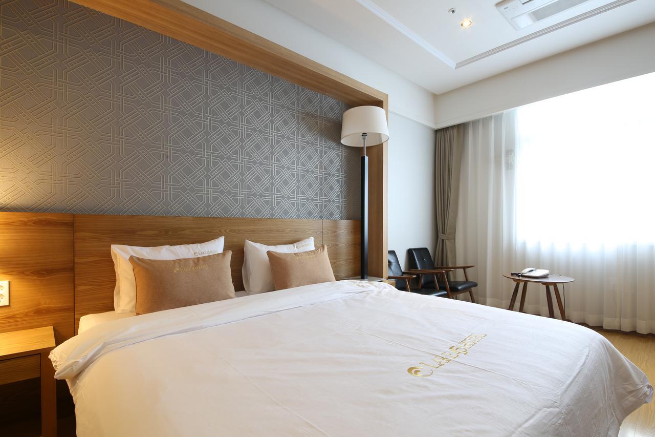 Lake 45 Hotel Naju Экстерьер фото