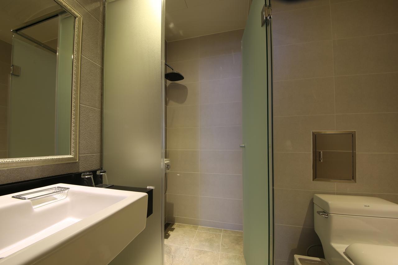 Lake 45 Hotel Naju Экстерьер фото